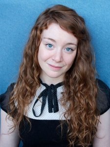 AllyKellyheadshot5-cropped-small